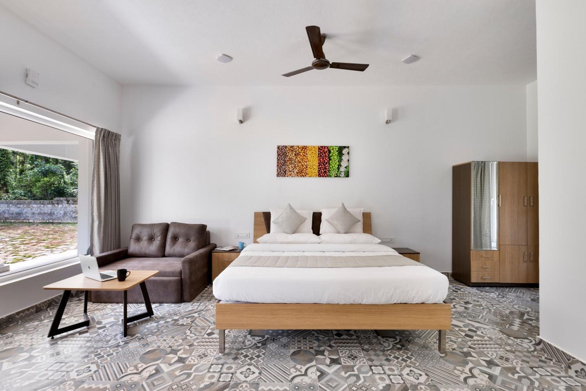 Tusker Trail By Luxunlock Hotel Suntikoppa Exterior foto